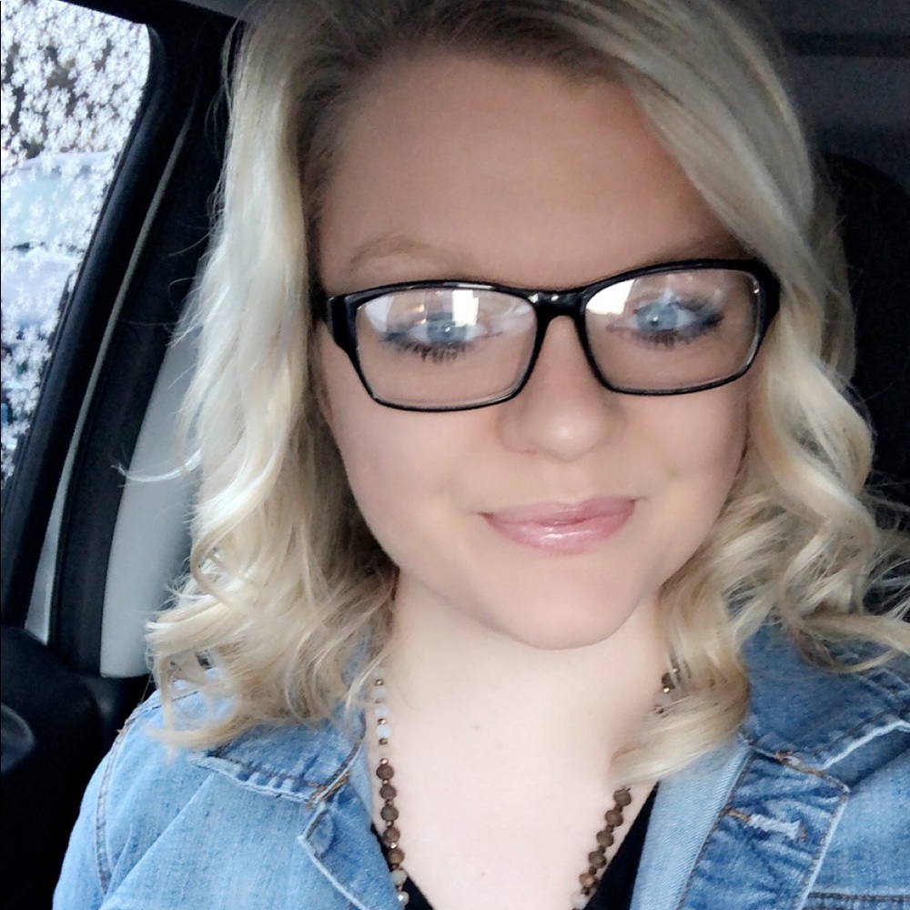 Meet your Posher, Maggie